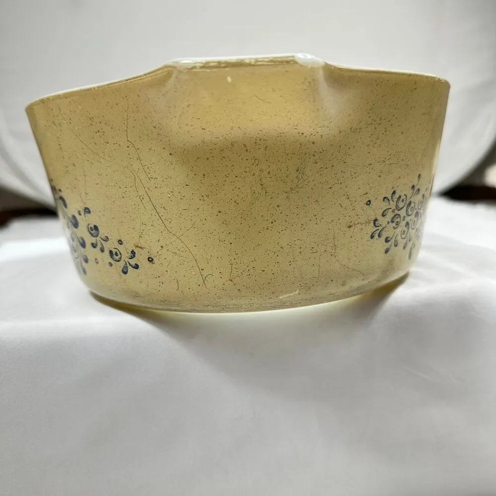 VTG Pyrex Homestead 475-B 2 1/2 QT Casserole